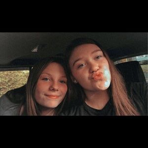 Meet your Posher, Ally